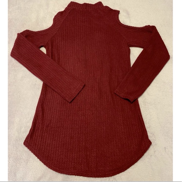 Decree Maroon Cold Shoulder Sweaters - Picture 2 of 3